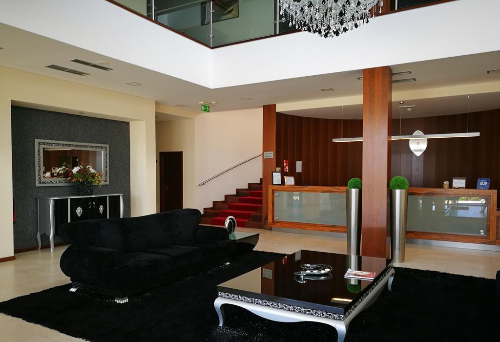 Hotel Do Vale Aguiar da Beira Luaran gambar