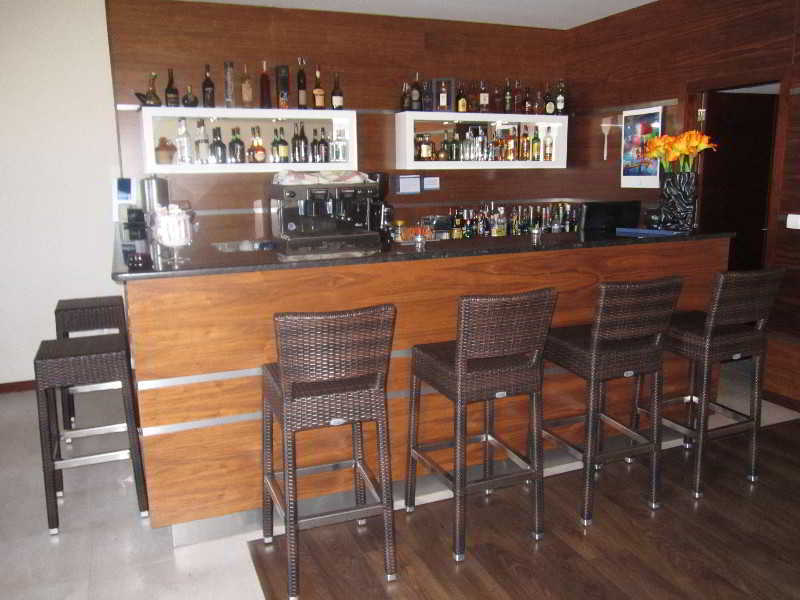 Hotel Do Vale Aguiar da Beira Luaran gambar