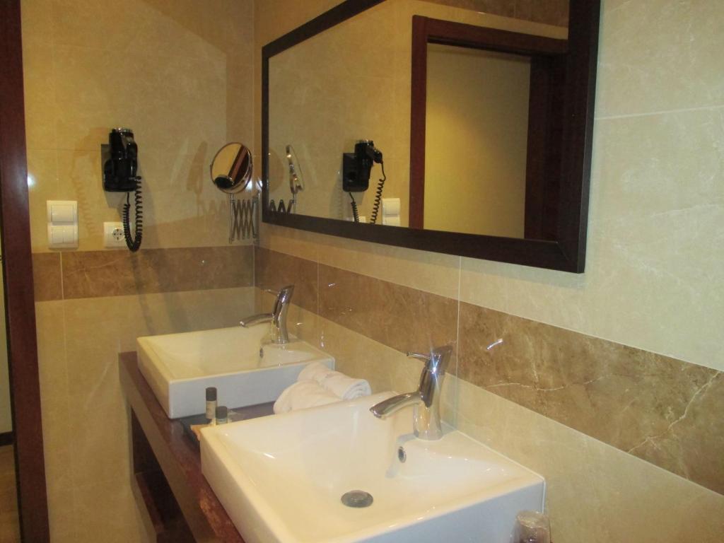 Hotel Do Vale Aguiar da Beira Bilik gambar
