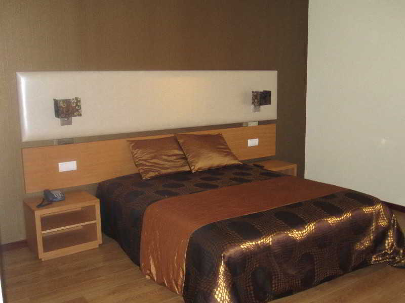 Hotel Do Vale Aguiar da Beira Luaran gambar
