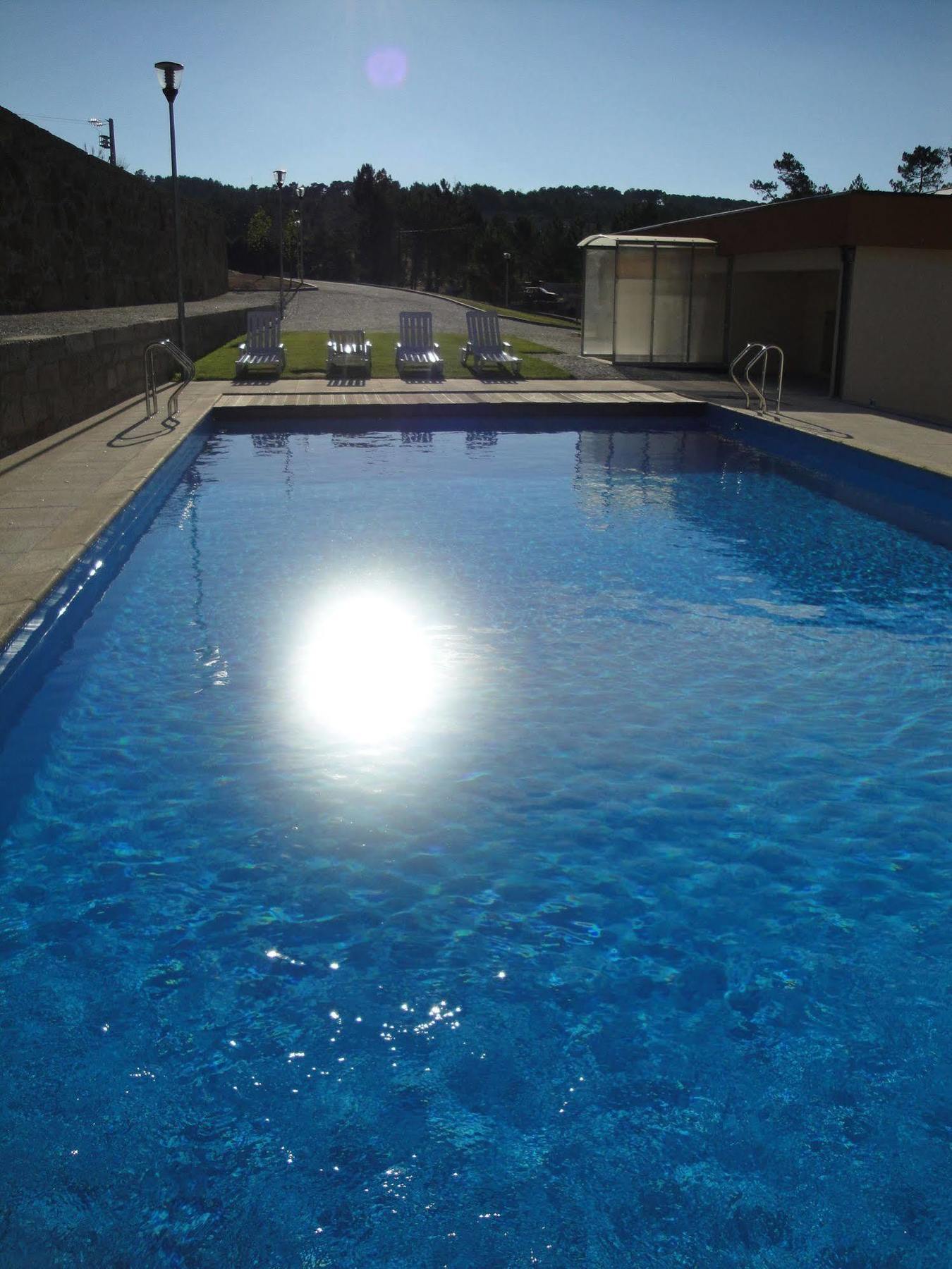 Hotel Do Vale Aguiar da Beira Luaran gambar