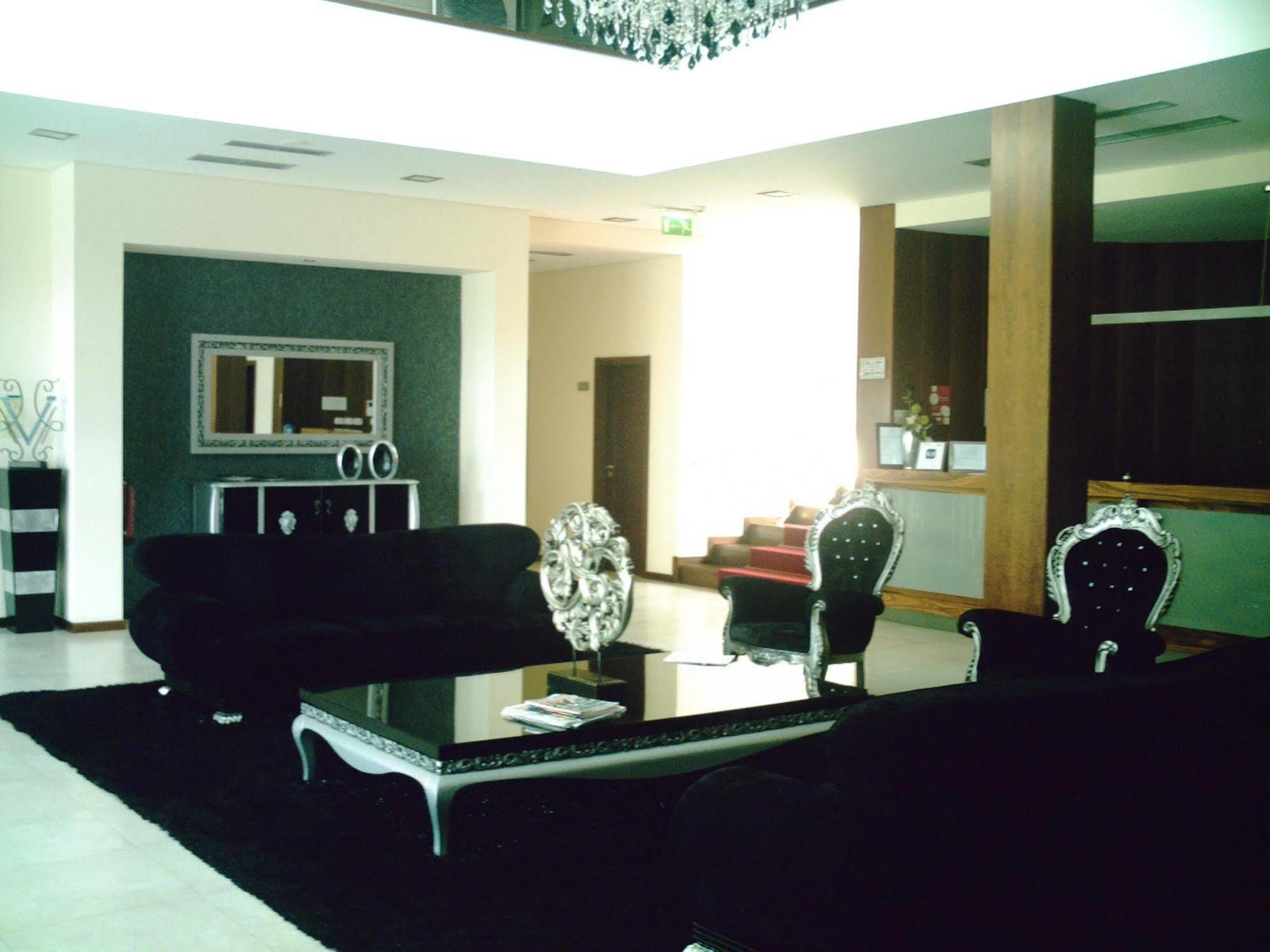 Hotel Do Vale Aguiar da Beira Luaran gambar